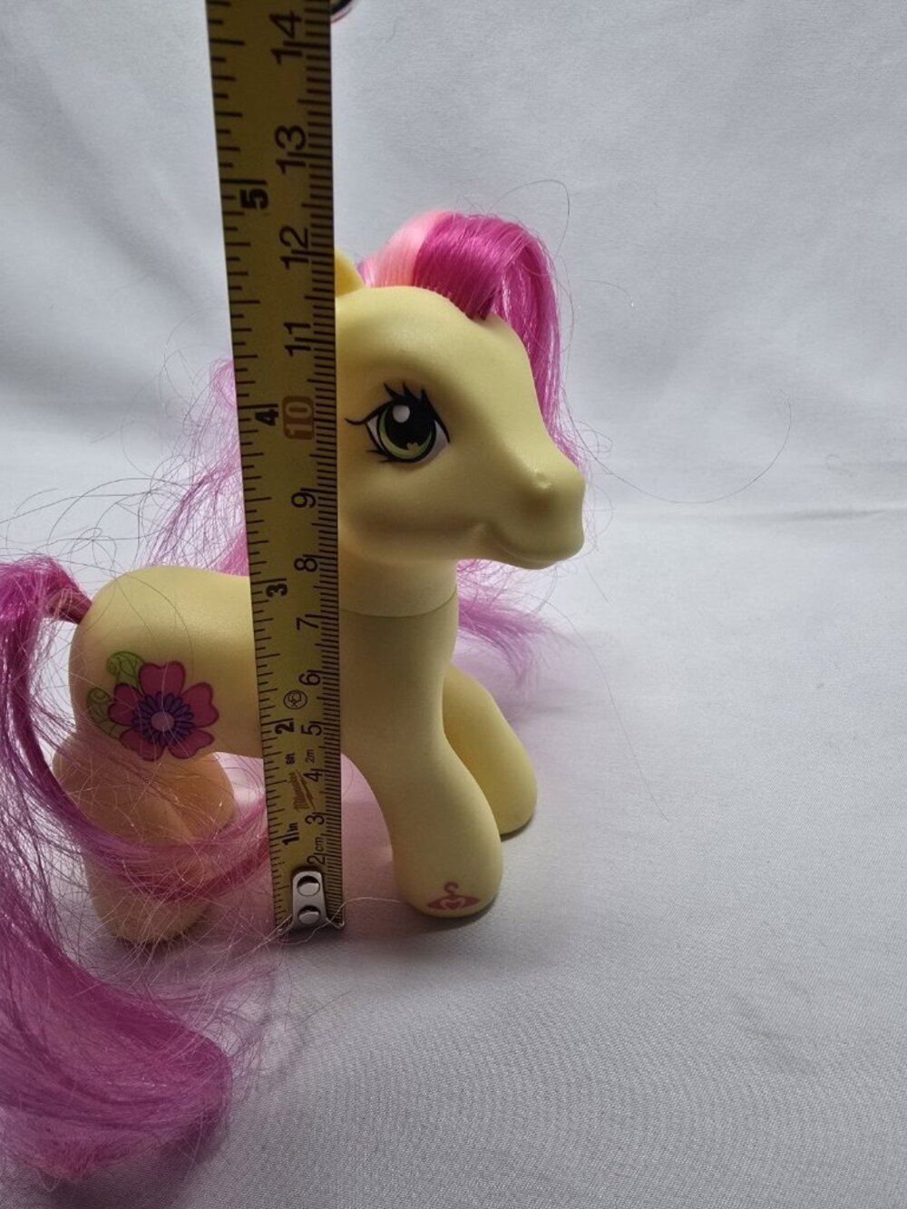 My little pony G3 Royal Bouquet Yellow Pony Figure- HASBRO - Picture 9 of 10